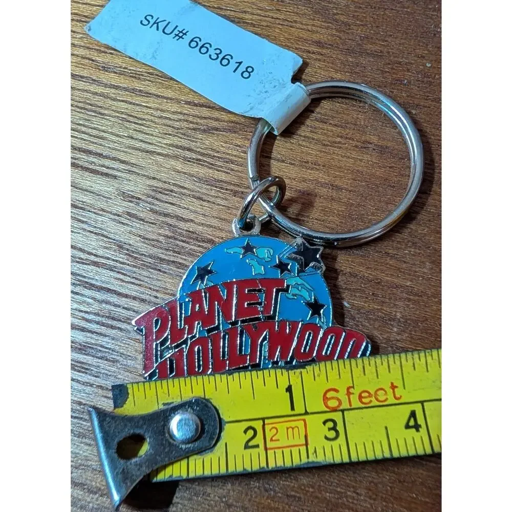 Vtg Planet Hollywood Keyring Globe Souvenir Keychain Enamel Metal Gift NOS Retro